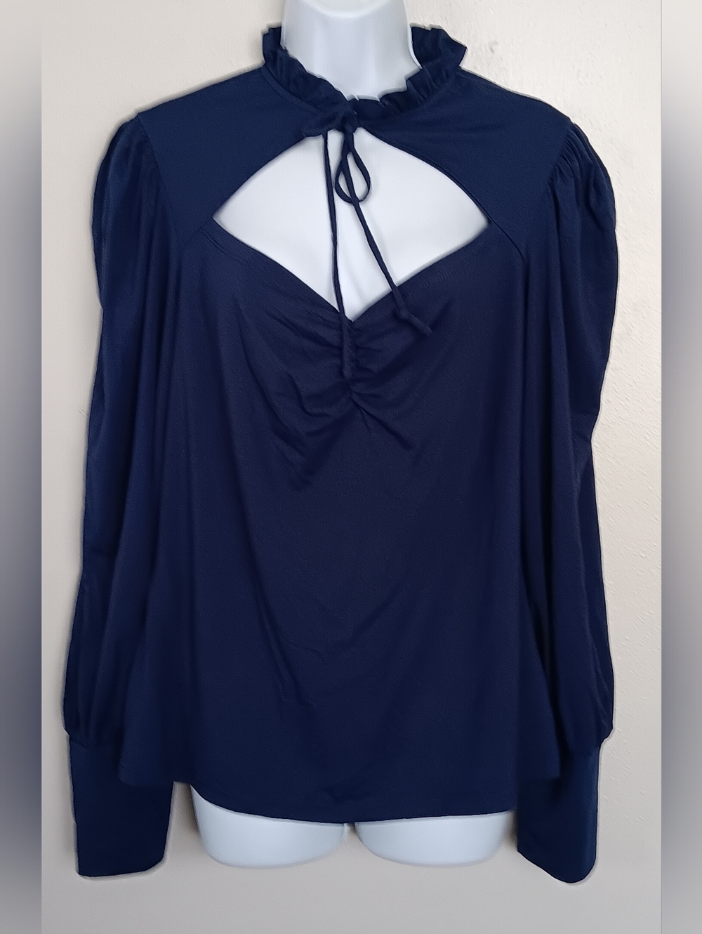 Belle Poque Women's Navy Keyhole Cut Out Tie-Neck Blouse Long Sleeve Sz XL